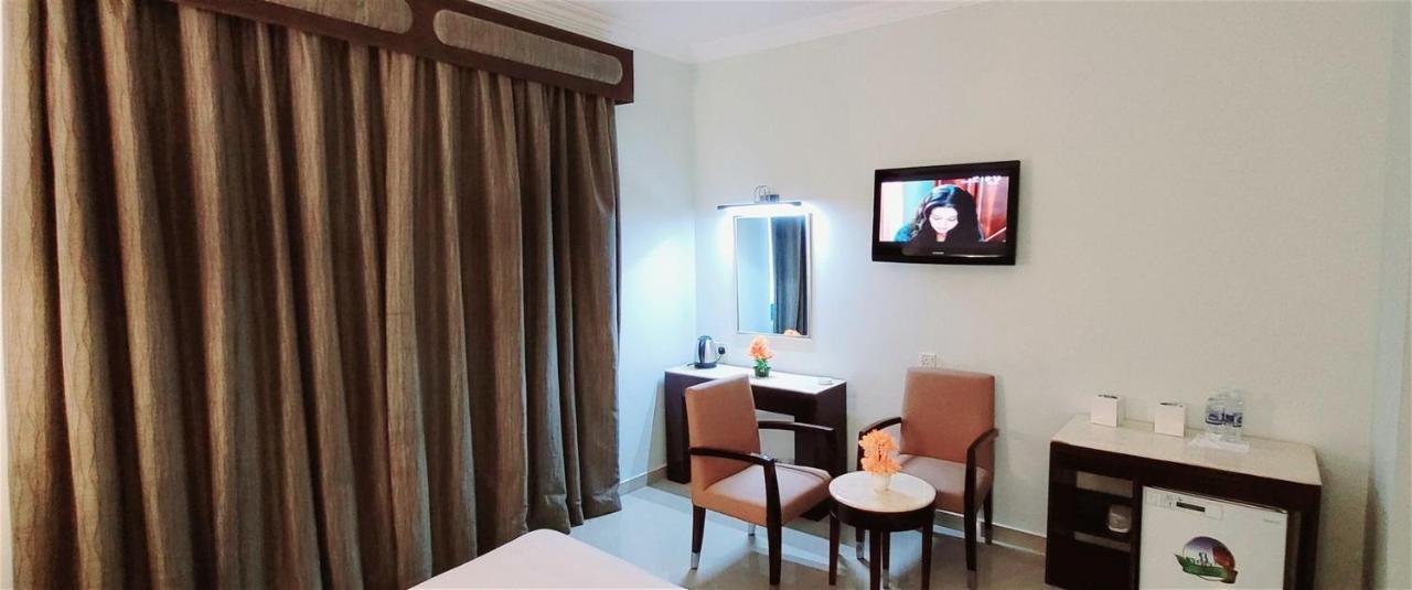 Signature Inn Hotel Deira ドバイ エクステリア 写真
