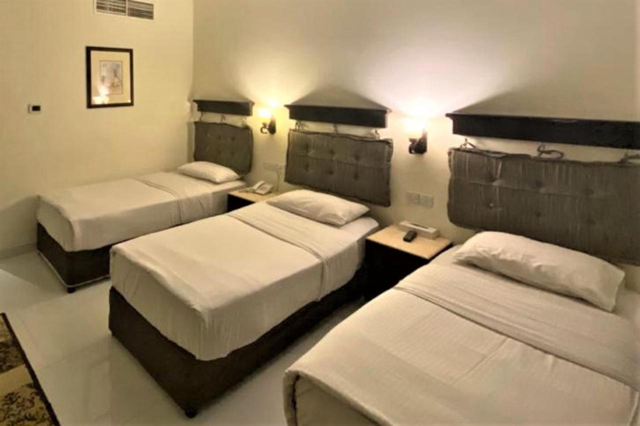 Signature Inn Hotel Deira ドバイ エクステリア 写真