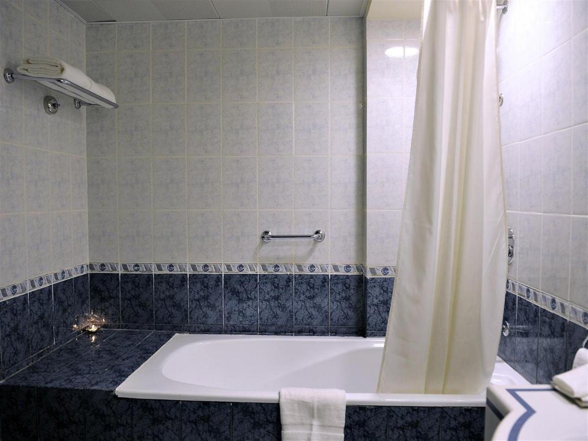 Signature Inn Hotel Deira ドバイ エクステリア 写真